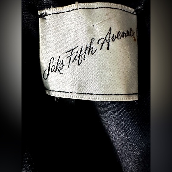 1964-1973 Saks Fifth Avenue wool military overcoat with fur trim. - Picture 9 of 9